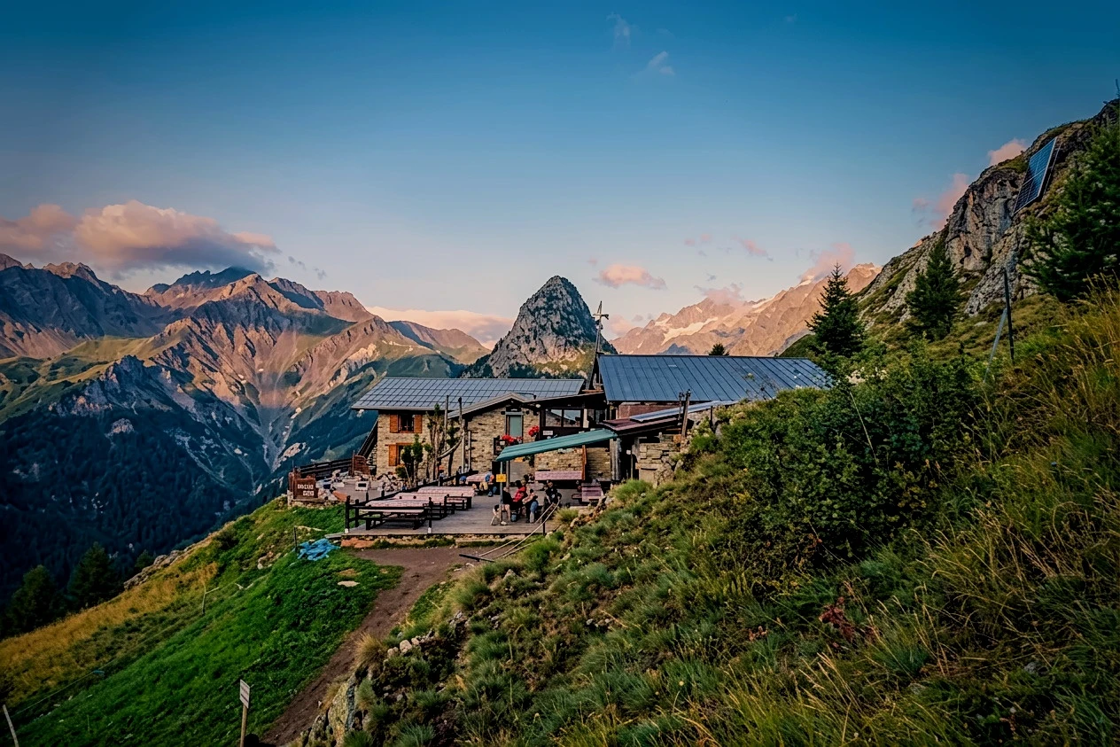 Refuge Giorgio Bertone